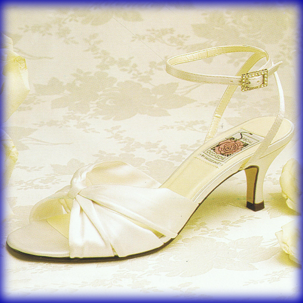 Ava Ivory Mid Heel Evening Shoes