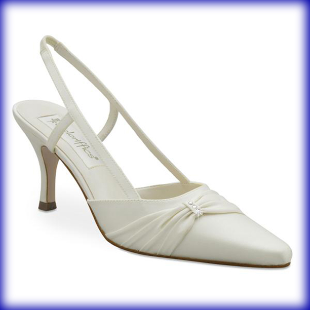 Closeup of Donna Ivory Mid Heel Evening Shoes