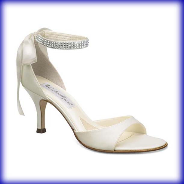 Closeup of Sierra Ivory Mid Heel Bridal Shoes